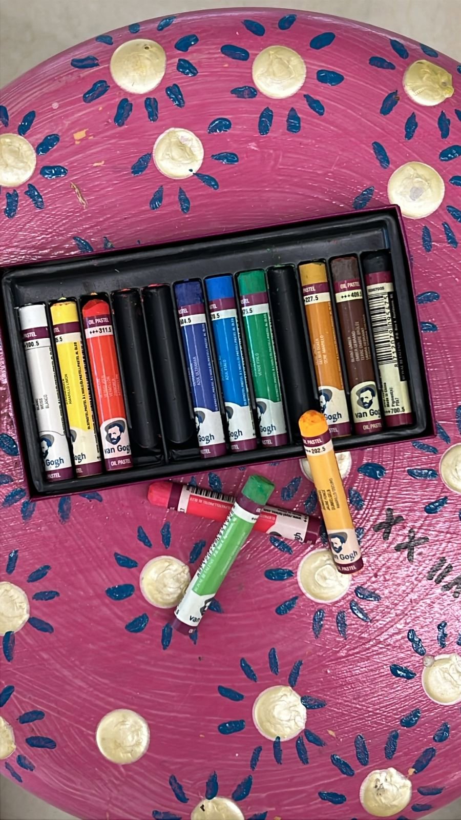 Creative workshop table